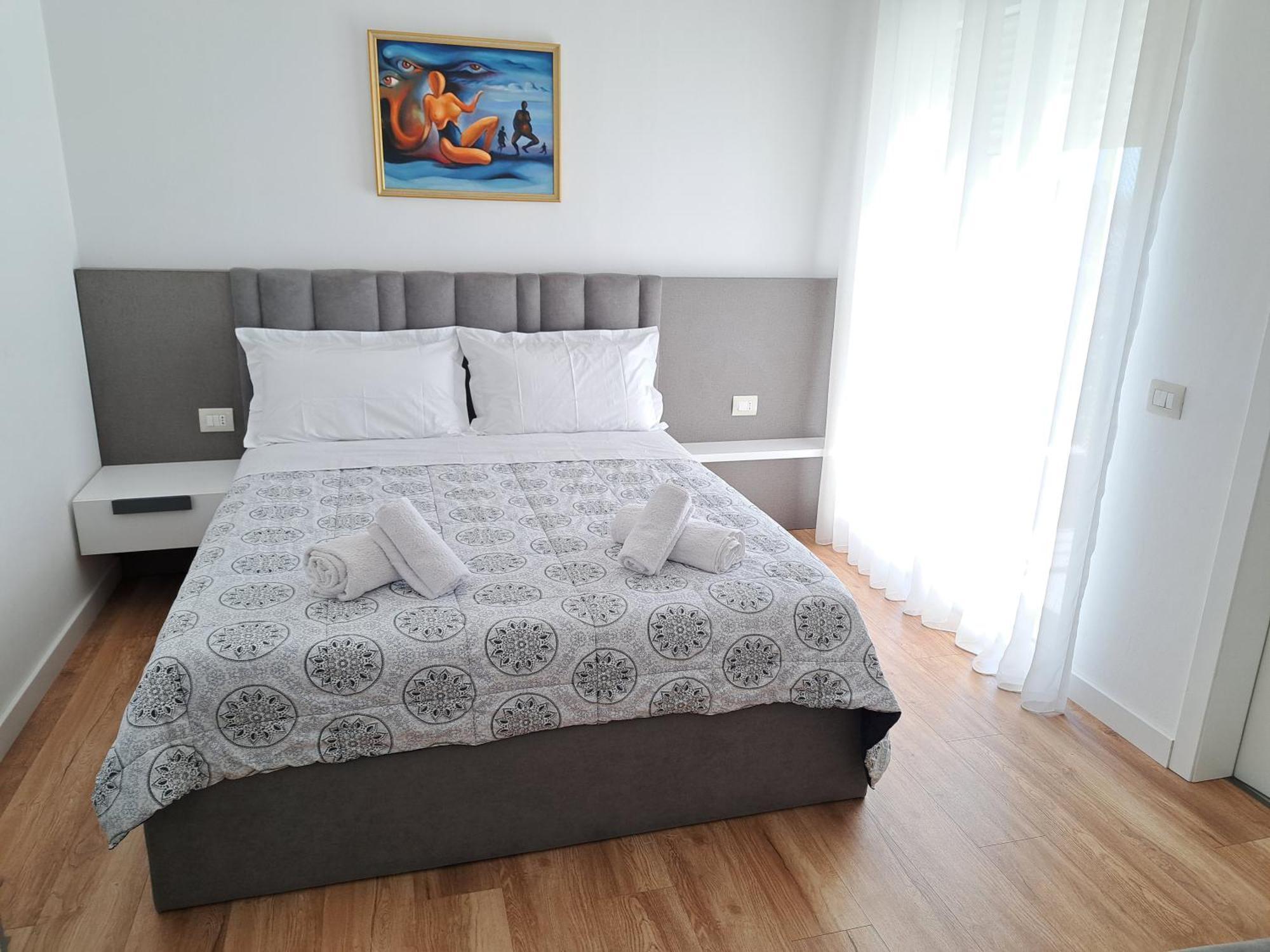 טיראנה Pazari Luxury Central Apartment מראה חיצוני תמונה