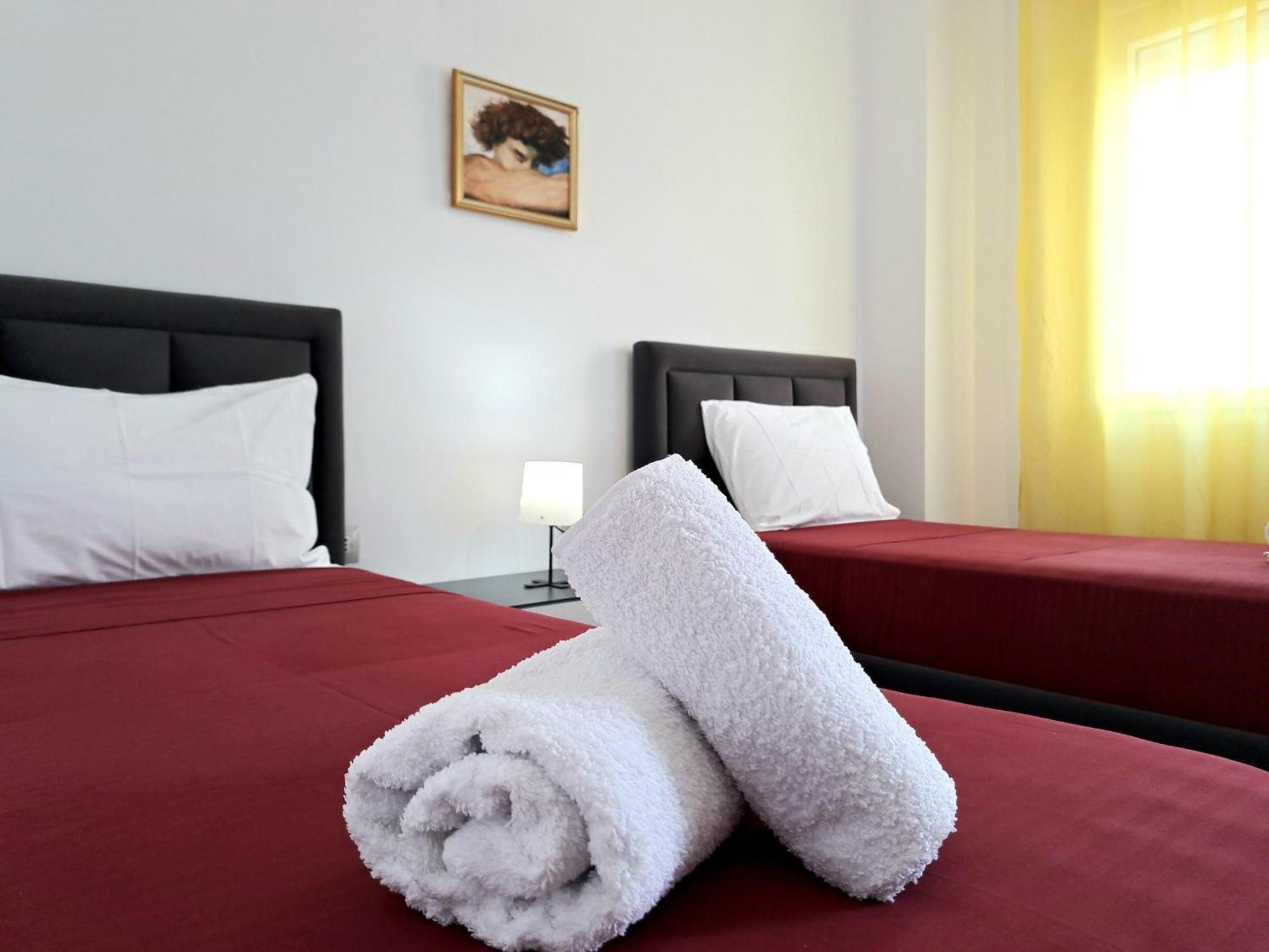 טיראנה Pazari Luxury Central Apartment מראה חיצוני תמונה